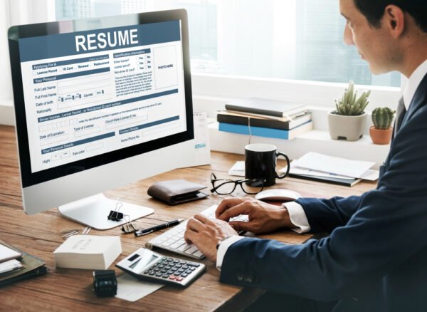 Mastering Resume Writing: Craft a Resume That Gets Results